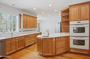 9 Eastbrook Ln, Pittsfield, MA 01201 - Photo 30