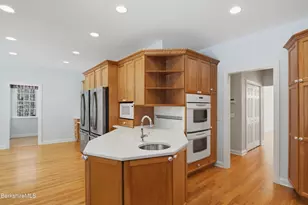 9 Eastbrook Ln, Pittsfield, MA 01201 - Photo 28