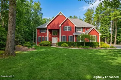 9 Eastbrook Ln, Pittsfield, MA 01201 - Photo 1