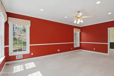 9 Eastbrook Ln, Pittsfield, MA 01201 - Photo 20