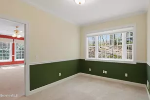 9 Eastbrook Ln, Pittsfield, MA 01201 - Photo 18