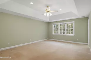 9 Eastbrook Ln, Pittsfield, MA 01201 - Photo 38