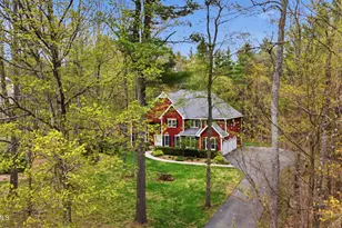 9 Eastbrook Ln, Pittsfield, MA 01201 - Photo 4