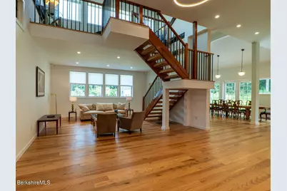 160 High St, Lee, MA 01238 - Photo 10