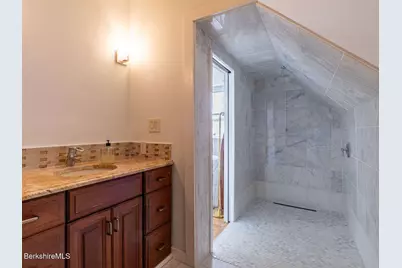 160 High St, Lee, MA 01238 - Photo 28