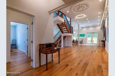 160 High St, Lee, MA 01238 - Photo 14