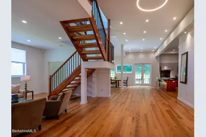 160 High St, Lee, MA 01238 - Photo 16