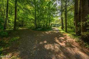 22 Mahkeenac Heights Rd, Stockbridge, MA 01262 - Photo 2