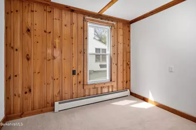 93 North St, North Adams, MA 01247 - Photo 12