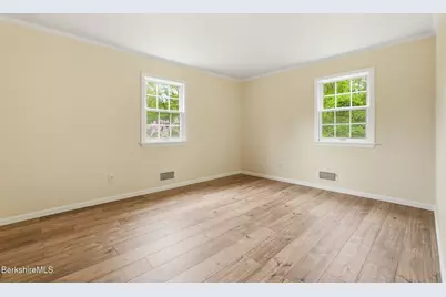 98 N Rd, Monroe, MA 01350 - Photo 16