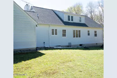 98 N Rd, Monroe, MA 01350 - Photo 4