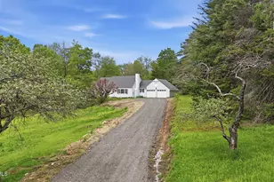 98 N Rd, Monroe, MA 01350 - Photo 2