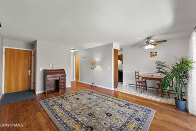 108 E Housatonic St #7, Pittsfield, MA 01201 - Photo 6