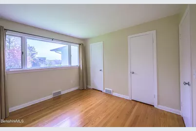 434 Williams St, Pittsfield, MA 01201 - Photo 28