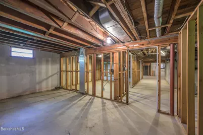 434 Williams St, Pittsfield, MA 01201 - Photo 38