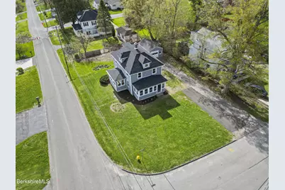 100 Essex St, Pittsfield, MA 01201 - Photo 36