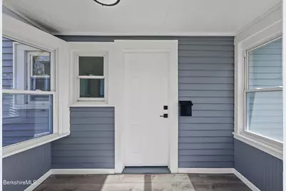 100 Essex St, Pittsfield, MA 01201 - Photo 28