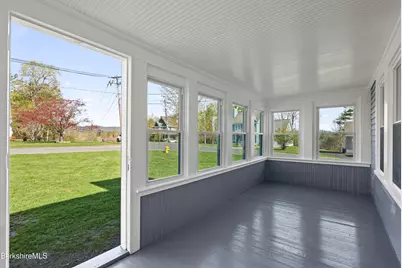 100 Essex St, Pittsfield, MA 01201 - Photo 24