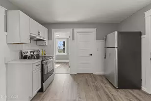 100 Essex St, Pittsfield, MA 01201 - Photo 16