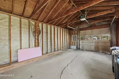 100 Essex St, Pittsfield, MA 01201 - Photo 50