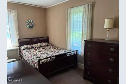 39 Castle St, Great Barrington, MA 01230 - Photo 16