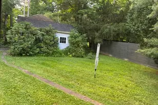 39 Castle St, Great Barrington, MA 01230 - Photo 2