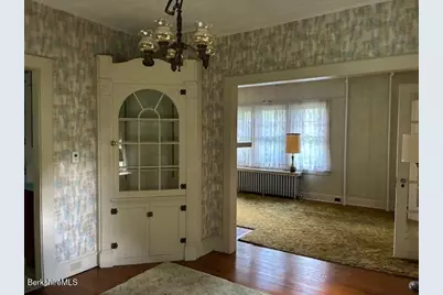 39 Castle St, Great Barrington, MA 01230 - Photo 10