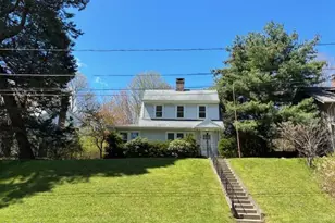 39 Castle St, Great Barrington, MA 01230 - Photo 2
