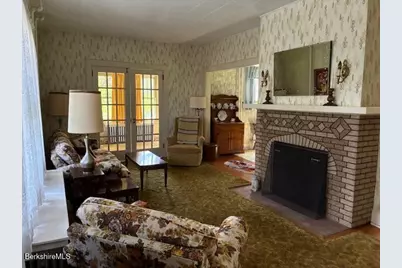 39 Castle St, Great Barrington, MA 01230 - Photo 6