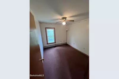 16 Albert St, Adams, MA 01220 - Photo 12