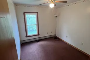 16 Albert St, Adams, MA 01220 - Photo 12