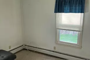 16 Albert St, Adams, MA 01220 - Photo 4