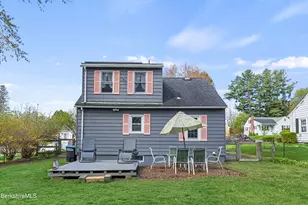 16 Kensington Ave, Pittsfield, MA 01201 - Photo 32