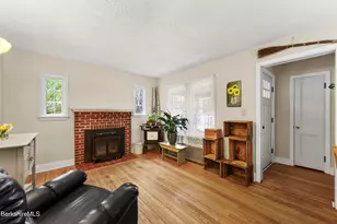 16 Kensington Ave, Pittsfield, MA 01201 - Photo 6