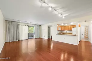 3 Rolling, Lenox, MA 01240 - Photo 4
