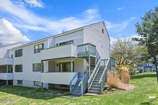 3 Rolling, Lenox, MA 01240 - Photo 8