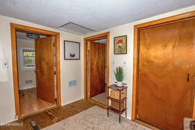 32 Lakeview St, Pittsfield, MA 01201 - Photo 28