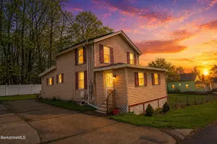 32 Lakeview St, Pittsfield, MA 01201 - Photo 1