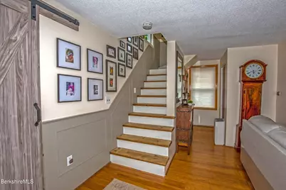 32 Lakeview St, Pittsfield, MA 01201 - Photo 26