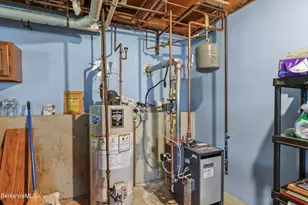 9 Donovan St, Pittsfield, MA 01201 - Photo 28