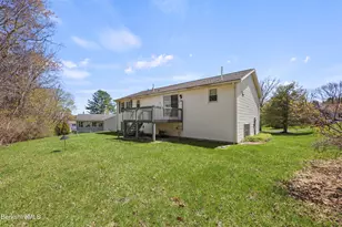 9 Donovan St, Pittsfield, MA 01201 - Photo 24
