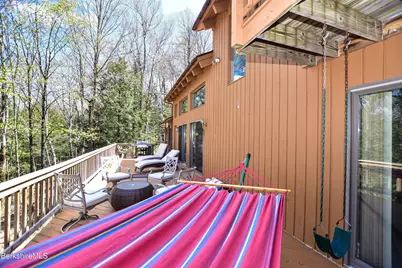 121 Hiawatha Rd, Becket, MA 01223 - Photo 8