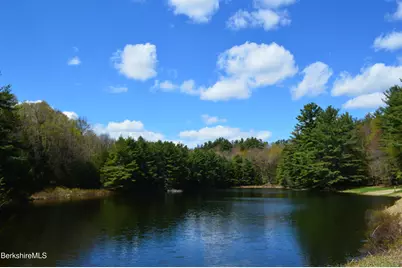 121 Hiawatha Rd, Becket, MA 01223 - Photo 4