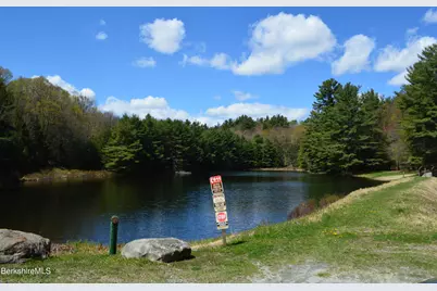 121 Hiawatha Rd, Becket, MA 01223 - Photo 44
