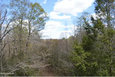 121 Hiawatha Rd, Becket, MA 01223 - Photo 42