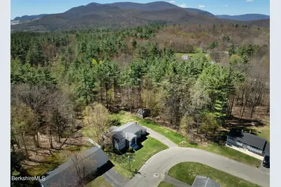 54 Pinehill Ter, North Adams, MA 01247 - Photo 4