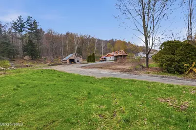 475 West Rd, Clarksburg, MA 01247 - Photo 8