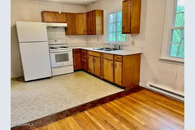 792 East St, Lenox, MA 01240 - Photo 10