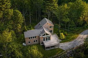 138 Seneca Dr, Becket, MA 01223 - Photo 4