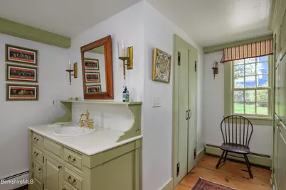 1385 Main St, Williamstown, MA 01267 - Photo 24